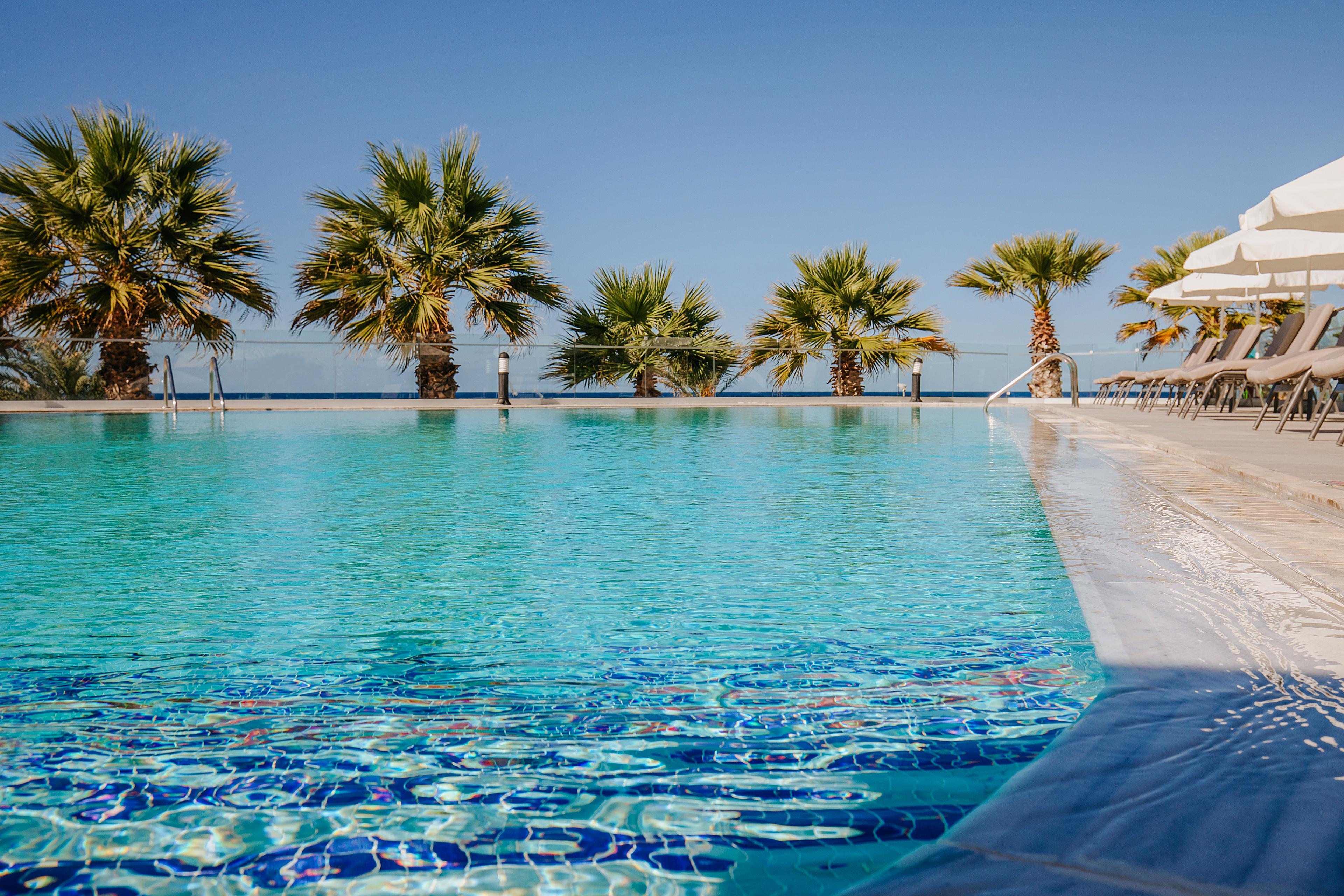 Louis Paphos Breeze Hotel Klorakas Exterior photo