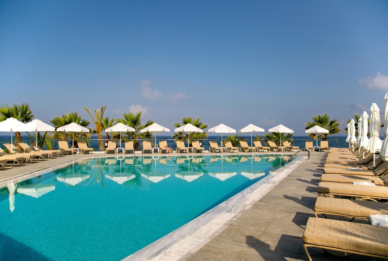 Louis Paphos Breeze Hotel Klorakas Exterior photo