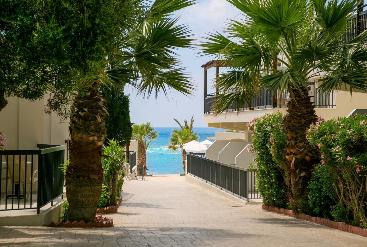 Louis Paphos Breeze Hotel Klorakas Exterior photo